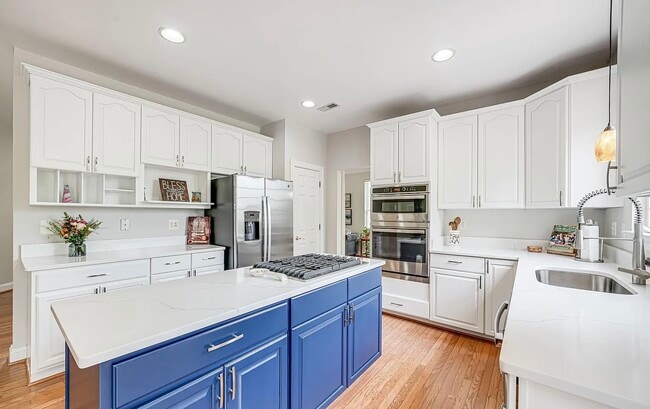 Building Photo - 6008 Wake Crest Ct