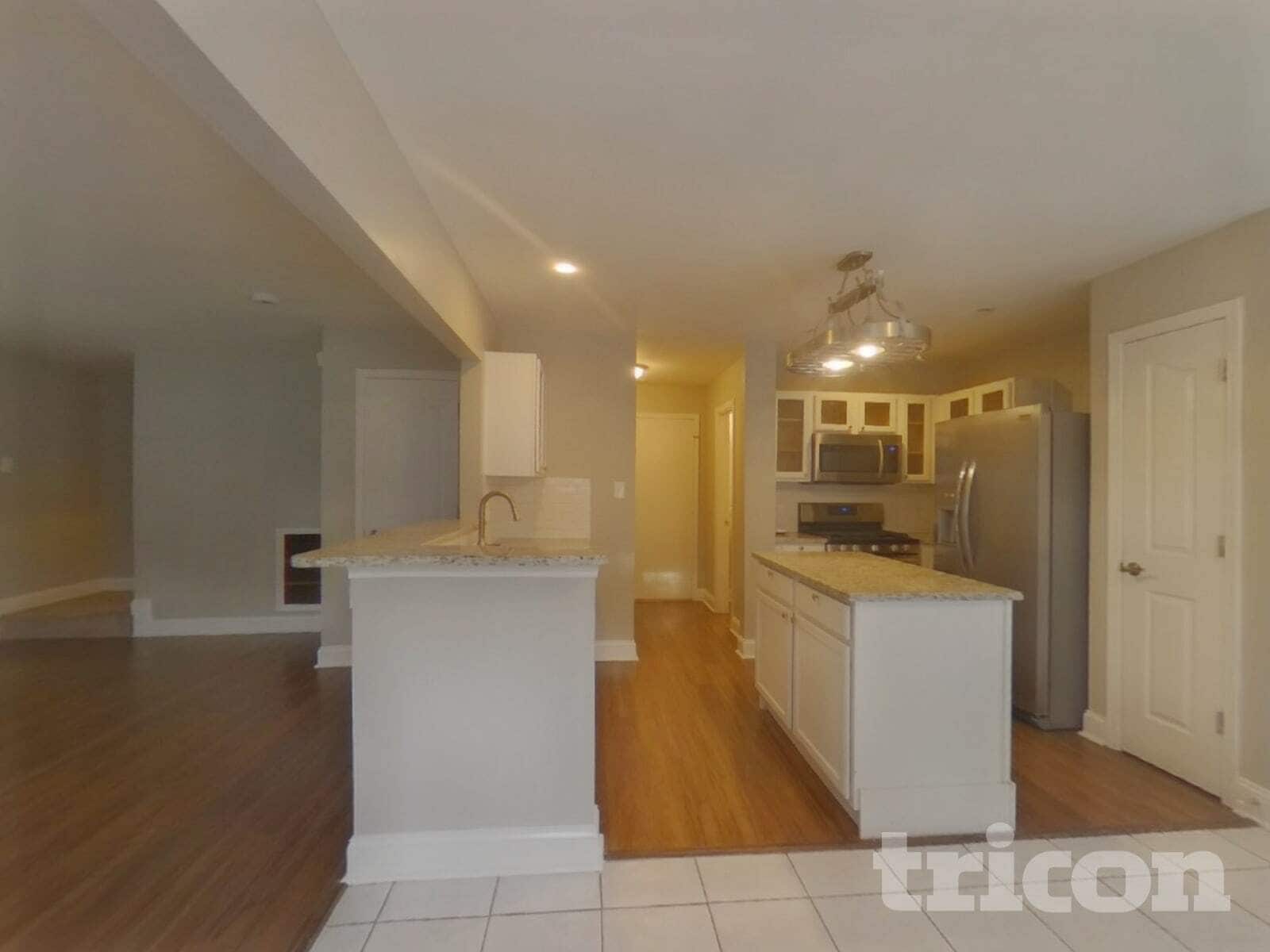 Building Photo - 106 Newbury Dr