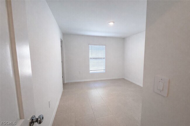 Building Photo - 17240 Cantu Ct