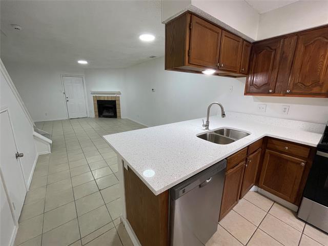 Building Photo - 1404 Shufford St