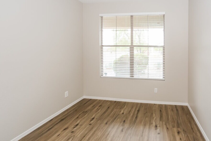 Building Photo - 3139 W Pollack St