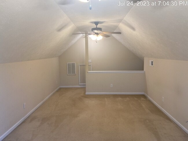 Building Photo - 413 Rushmore Ct