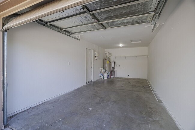 Building Photo - 3279 N Corrine Dr