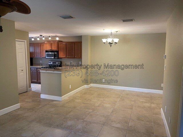 Building Photo - 4024 Crockers Lake Blvd