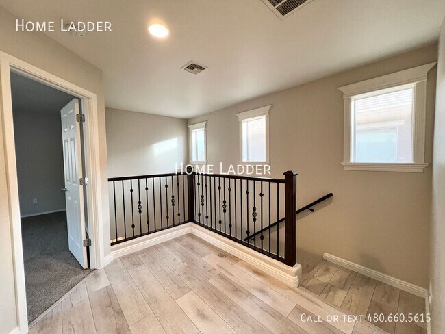 Building Photo - 2452 N 73rd Ln
