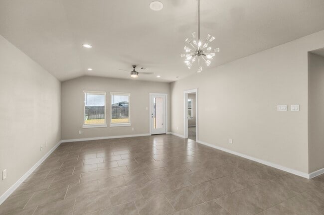 Building Photo - 3915 Sparkman Ln