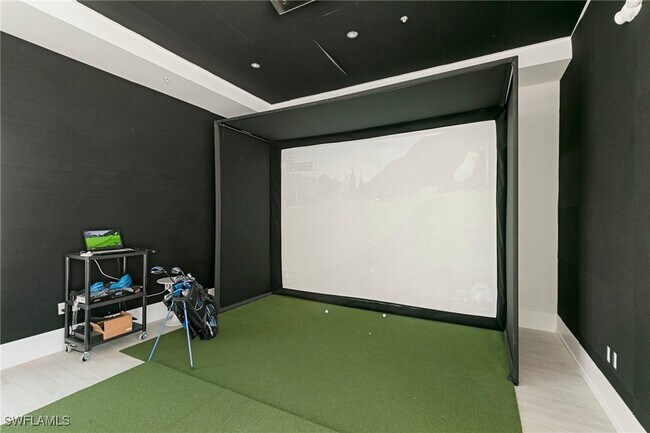 Building Photo - 201 8th St S