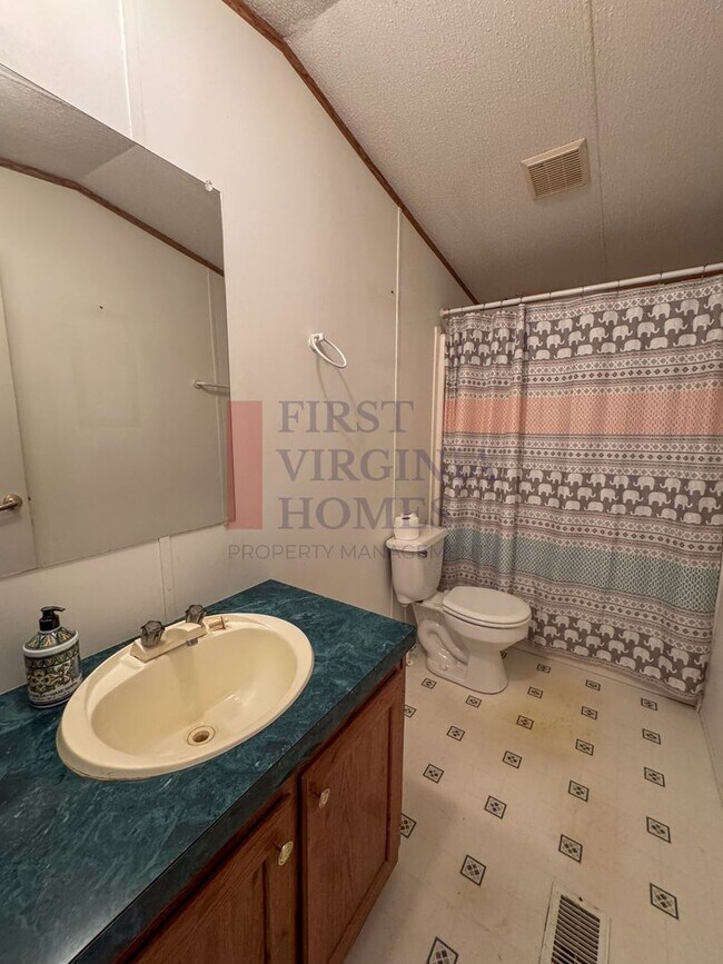 Building Photo - 3Bed/2Bath Single Wide Home