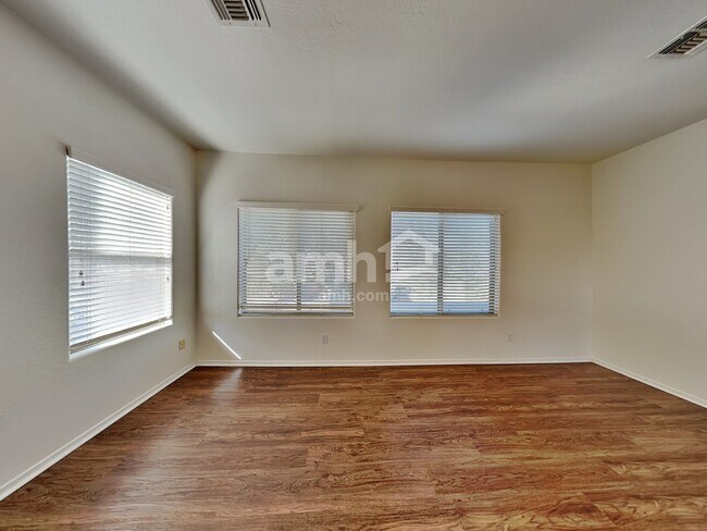 Building Photo - 16244 W Crenshaw Dr