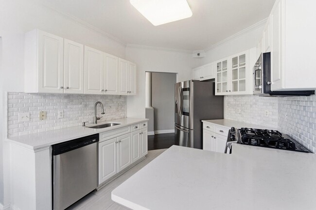 Building Photo - 30 CONSTITUTION Way