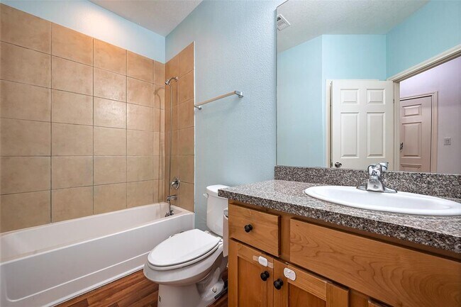 Building Photo - 5906 Yaupon Ridge Dr