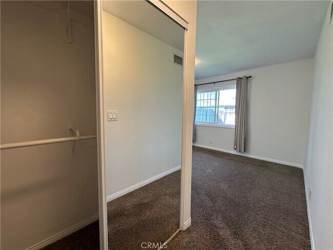 Building Photo - 6171 Winslow Dr