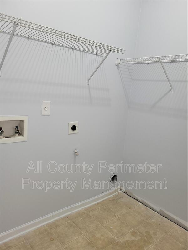 Building Photo - 4870 Tangerine Cir