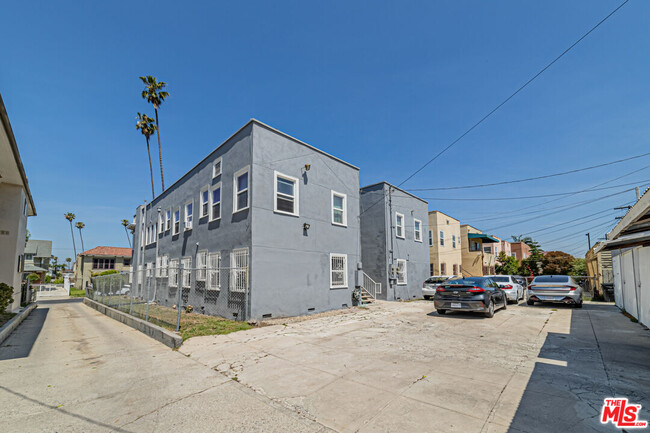 Building Photo - 1156 4th Ave