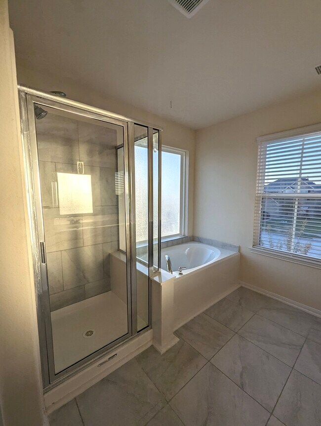 Building Photo - 2132 Pacific Loon Ln