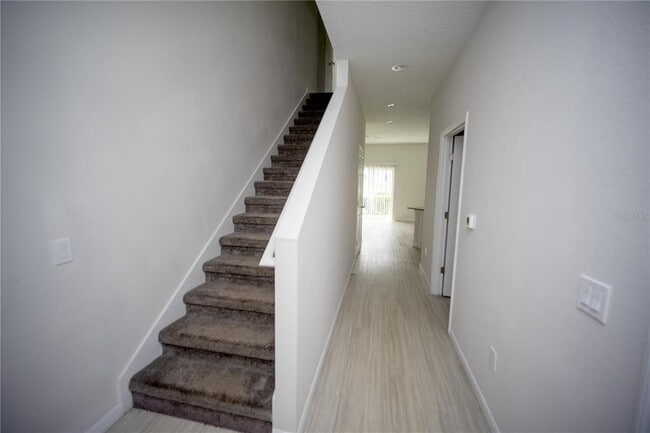 Building Photo - 2148 Penny Ln