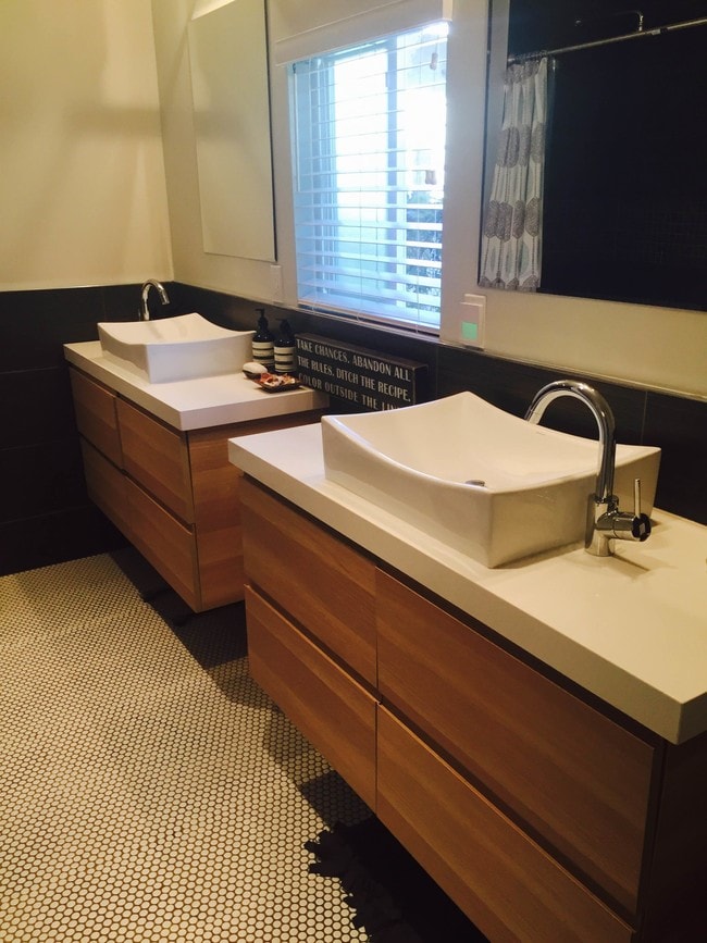 Luxury Bathroom w/Dual Sinks - 559 Vernon Ave