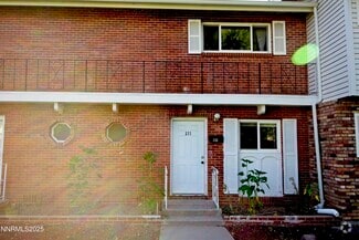 Building Photo - 111 Smithridge Park