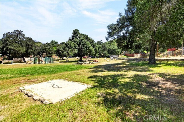 Building Photo - 7552 Thousand Oaks Dr
