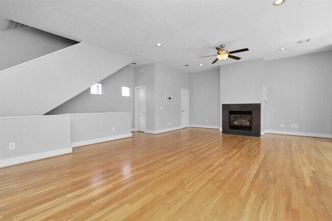 Building Photo - 4339 O'Reilly