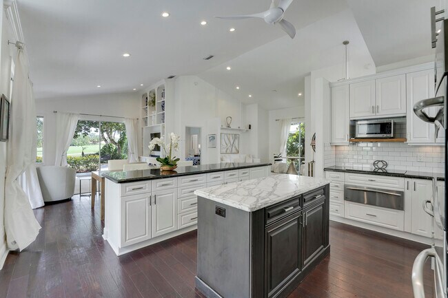 Building Photo - 13810 Cross Pointe Ct