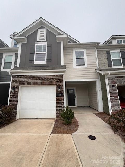 Building Photo - 118 Quinn Rd