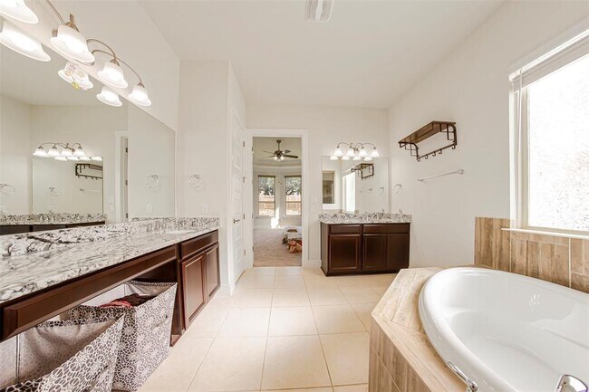 Building Photo - 9113 Finley Mae Way