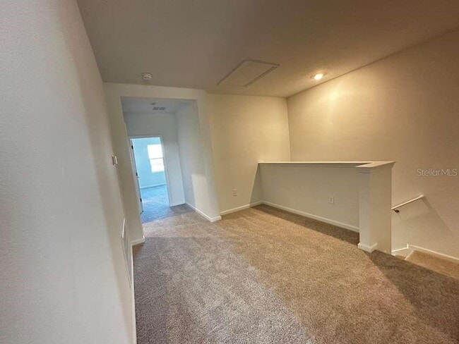 Building Photo - 2427 Bevel Ln