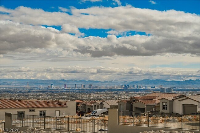 Building Photo - 2368 Open Valley St