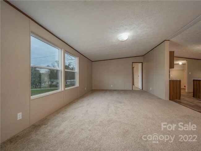 Building Photo - 36 Pop Corn Dr