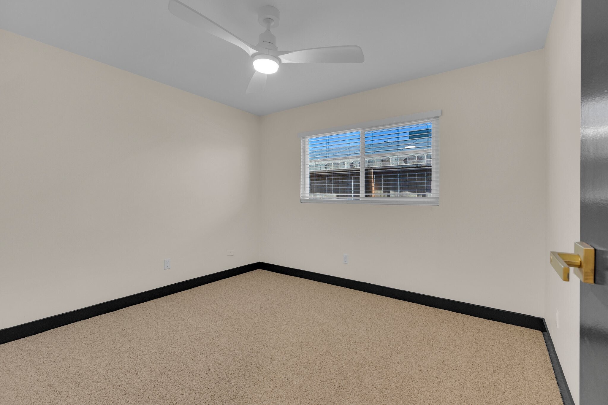 Building Photo - 3925 Verdugo Ln