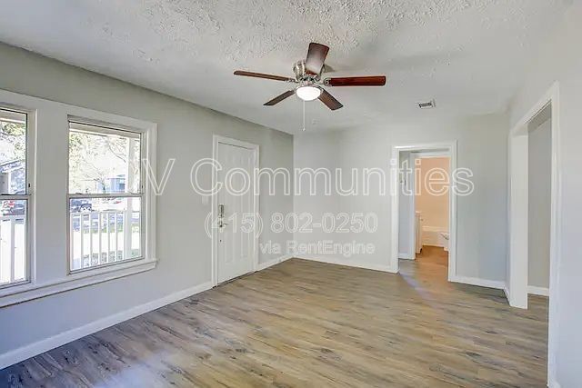 Building Photo - 717 E Republic Ave