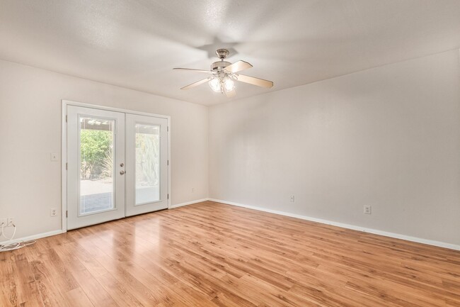 Building Photo - Beautifully upgraded 2 Bedroom/2 Bath Home...