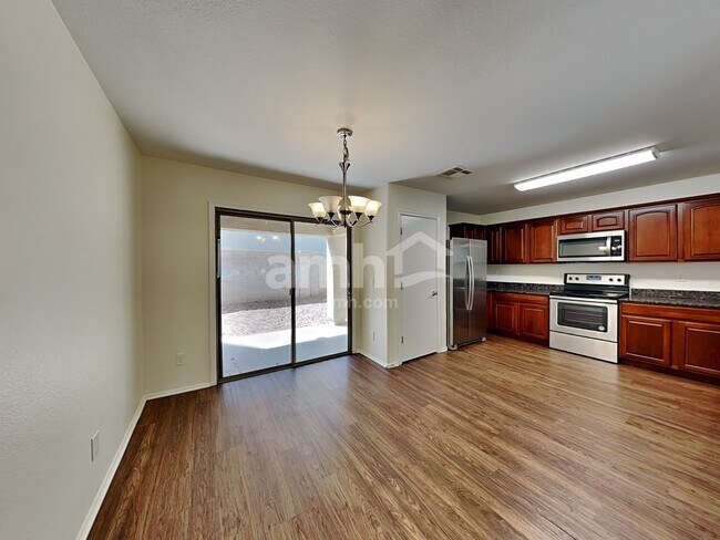 Building Photo - 17182 N 184th Drive