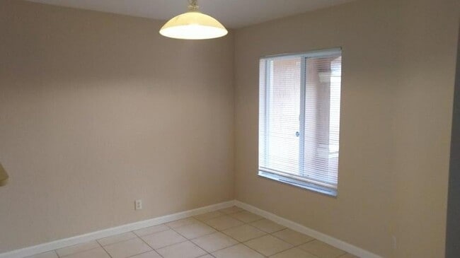 Building Photo - 8052 Big Pine Way