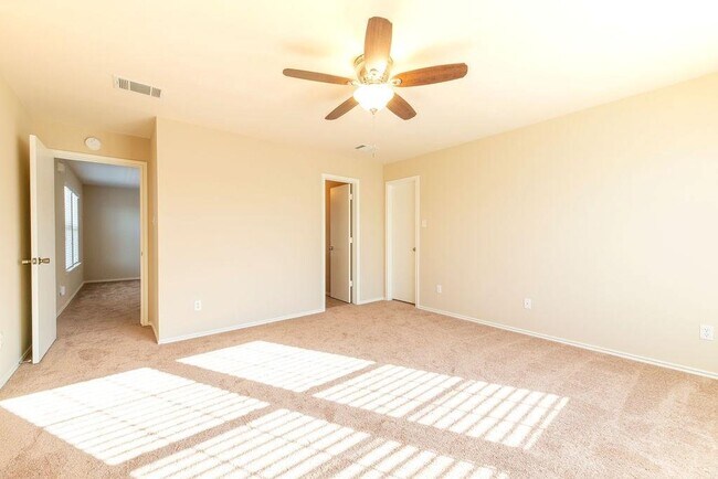 Building Photo - 6609 Plains Crest Dr