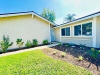 Building Photo - 2912 E Brookside Ct