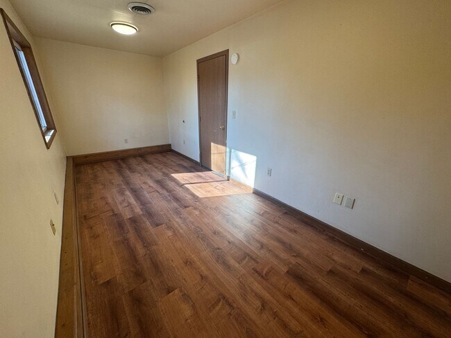 Building Photo - 1518 11th St