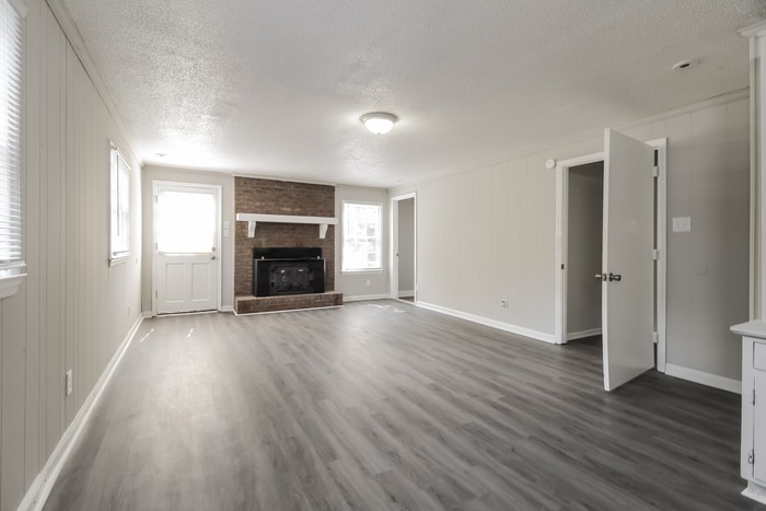 Building Photo - 116 Mountainbrook Ln