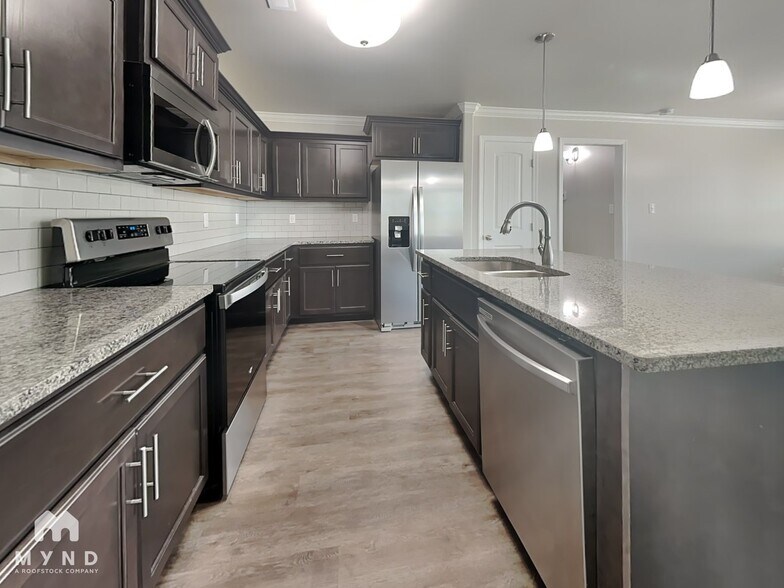 Building Photo - 118 Wyatt Cir