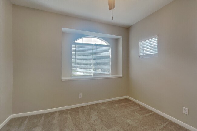 Building Photo - 14519 Sandalfoot St