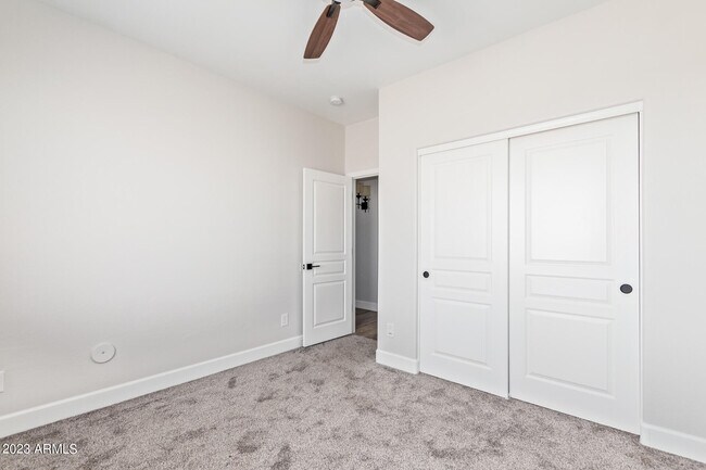 Building Photo - 24431 W Horned Owl Trail