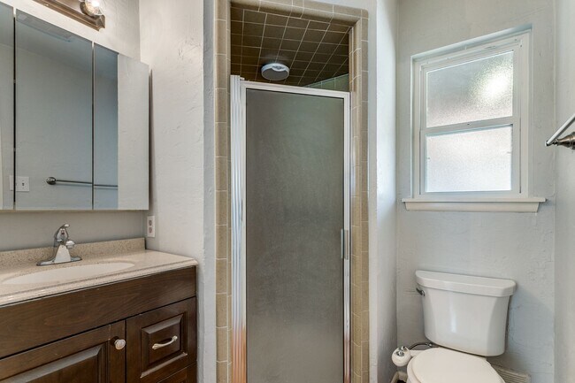 Building Photo - 9515 Reece Dr
