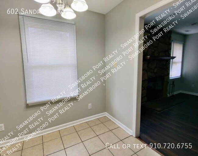 Building Photo - 602 Sandridge Rd.-