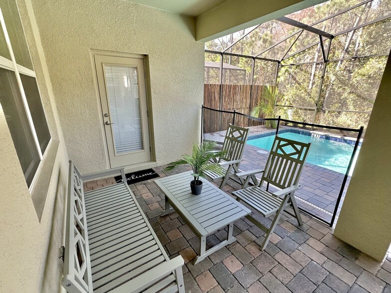 Building Photo - 2818 Storey Cove Ave