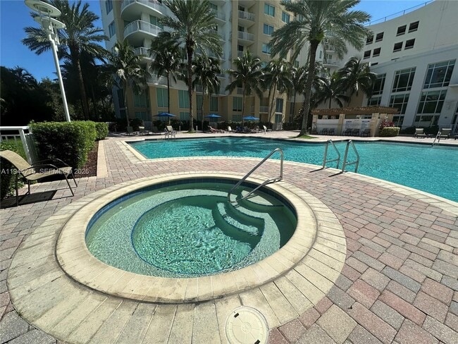 Building Photo - 1755 E Hallandale Beach Blvd