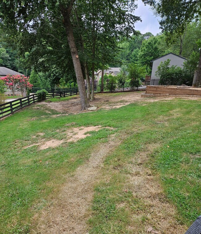 Building Photo - 1680 Heritage Dr