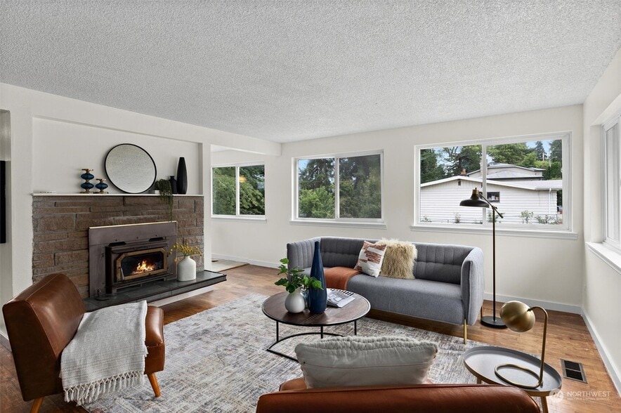 Building Photo - 500 Stevens Ave NW