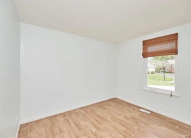 Building Photo - Coming Soon St Peters Area