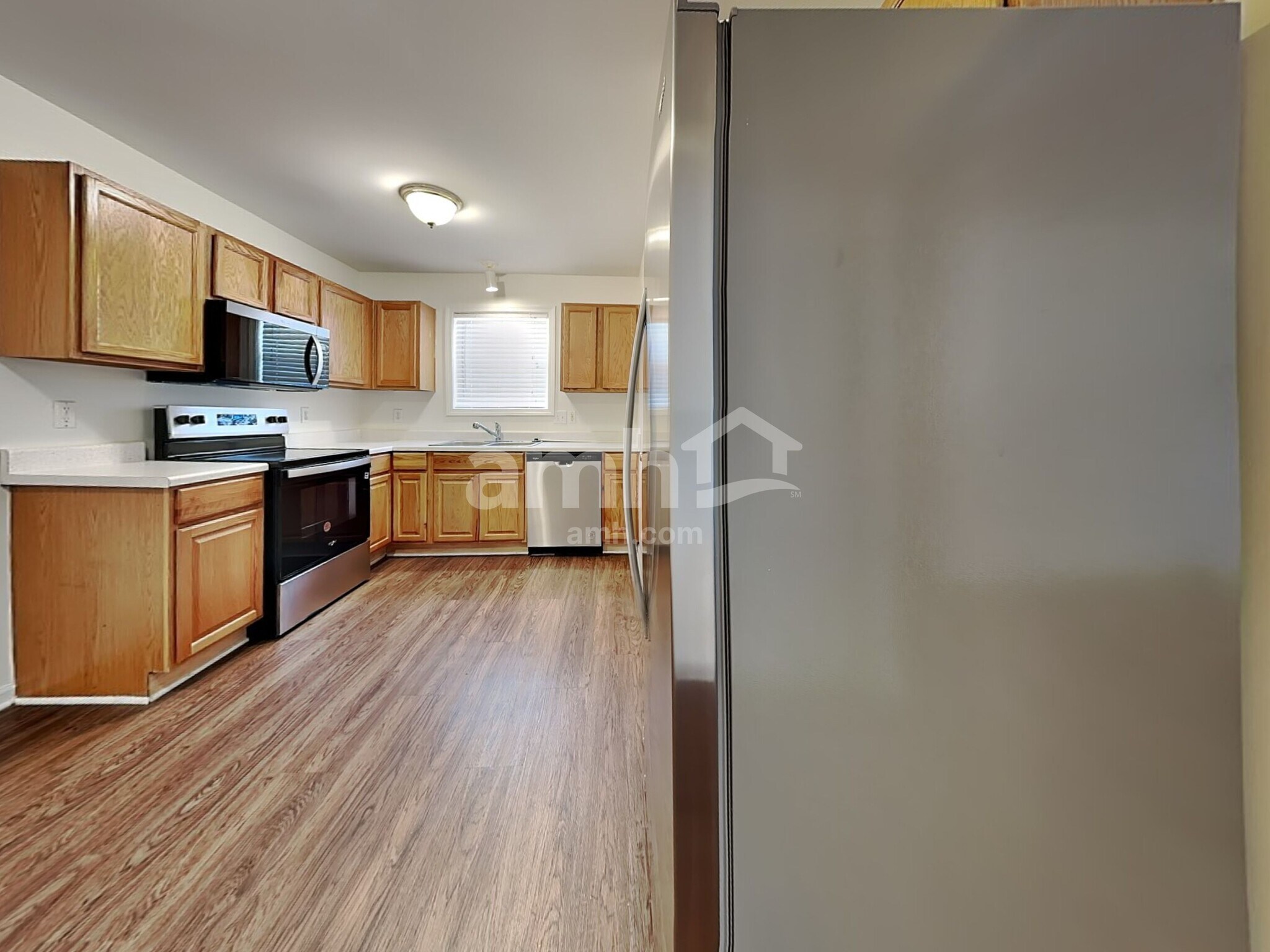 Building Photo - 3700 Cashew Dr